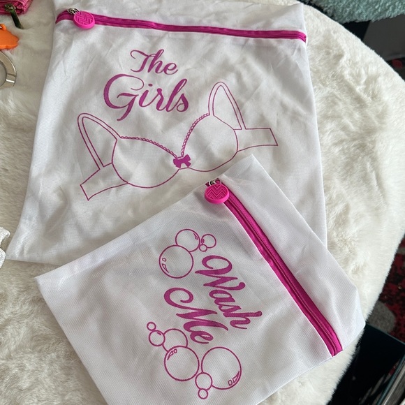 White and Pink 3-Piece Travel Bag Set - Picture 2 of 12